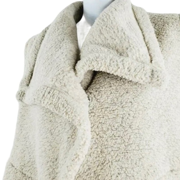 LUCY Hatha Sherpa Fleece Vest Beige Cream Women's Size M - Picture 6 of 16